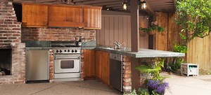 How Much Do Outdoor Kitchens Cost? | DoItYourself.com