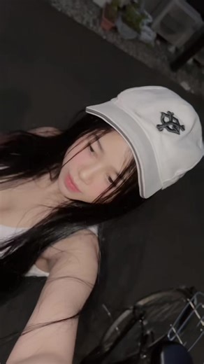 แม้ว่าหน้าจะนิ่ง แต่ยังเอวซิ่งเหมือนเดิม😋🪼👑#ฟีดดดシ🥺🦋💗 #fyppppppppppppppppppppppp #おすすめ #japan #คนไทยในญี่ปุ่น🇹🇭🇯🇵タイ💕