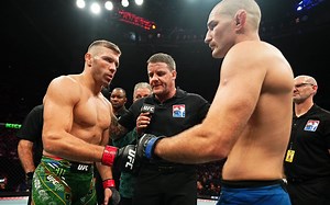 Sean Strickland shares blunt update after first day back in sparring after Dricus du Plessis loss at UFC 312: "Nose a little sore"