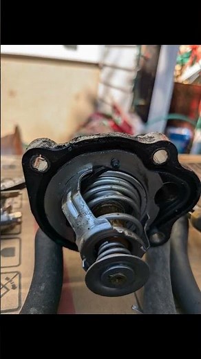 2010 Ford Focus SE OEM thermostat failure mode