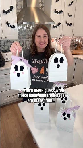 DIY Ghost Treat Bags 👻🎀 Easy Halloween Party Favor Everyone Will Copy!