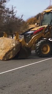 8.4K views · 39 reactions | "Backhoe Loader Cat 420F in Action: Clearing a Massive Boulder from the Road!" #BackhoeLoader #HeavyMachinery #RoadClearing #ConstructionEquipment #Operator | Konstruksi Berat | Facebook