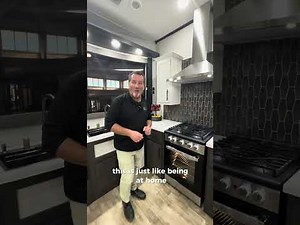 2026 Hampton 388FKL By CrossRoads