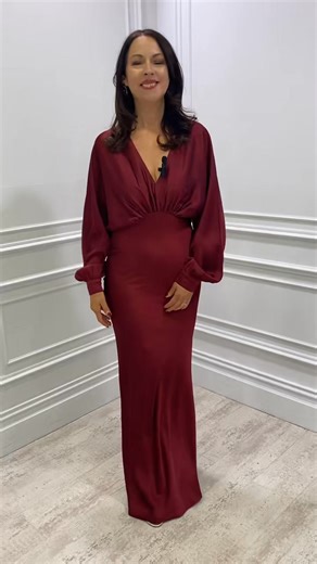 ✨ WOW just landed in @nicolarossmonread ! ✨ We’ve all fallen head over heels for this stunning new arrival — the colour, the quality, the fit… absolutely unbelievable 💃❤️ Our Nicola Ross Monread store is open all weekend with so many new arrivals, so if you’ve a special occasion coming up or just want to refresh your wardrobe, pop in and see what’s new! You can also order by WhatsApp from our monread store! ☎️ : 087 956 1337 #nicolaross #newarrivals #ootd #newin #eleganceredefined #autumnwinter