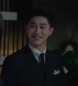 1.9M views · 37K reactions | TITLE: My strange hero #viralreels #trendingreels #kdramaedit #explorepage #instagood #kdramaworld #viral #trending #koreandrama | kdrama's recommend | Facebook