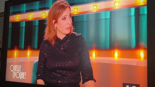 A écouter à la 6 eme minutes et 28 secondes J’ai été très touché par le message de l’humouriste Paul de Saint sernin lors de l’émission sur France 2 Quelle époque hier soir en parlant de notre passage mercredi à l’hôpital avec Kikou et Alexandra ... Nous agissons à l’hôpital avec amour et respect sans se retourner … Notre action a du sens car nous le faisons pour tenter d’apporter un tout petit plus … Alors en écoutant cela m’a ému profondément… Merci infiniment Paul … | Association Adrien