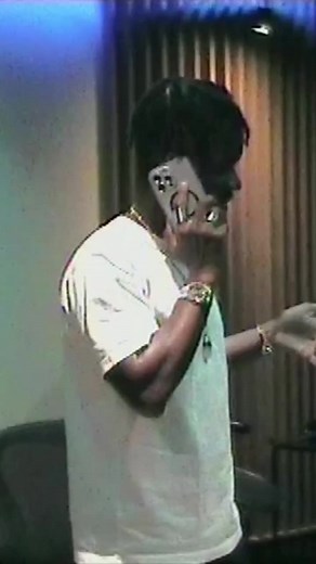 75K views · 2.7K reactions | LA LÉGENDE BLACK, disponible maintenant en précommande, sortie officielle le 13 Octobre | Nouvel extrait « LÉGENDAIRE » disponible sur YouTube et toutes les plateformes de streaming. | Black M | Facebook