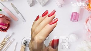 Nail technician, acrylic nail courses (by NailAdvisor)