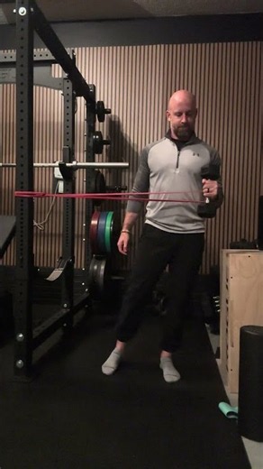 Elbow Pain When Lifting or Curling? Try This Isometric + Rotator Cuff Exercise