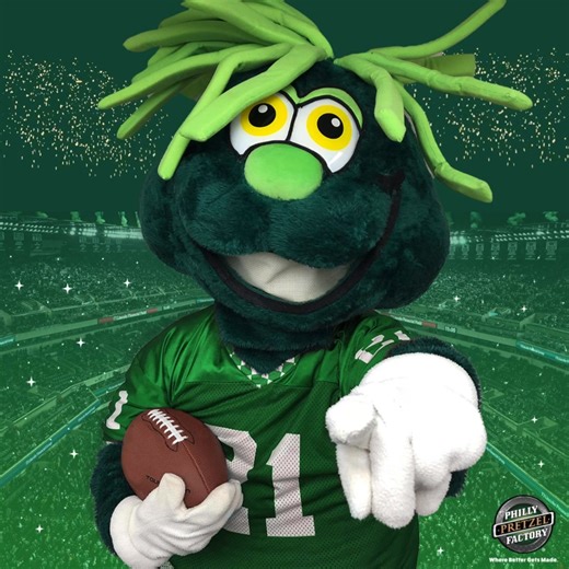 🦅🏈 Are YOU ready to watch the Eagles take flight tonight on Monday Night Football?! Because nothing fuels a Philly football night like fresh, delicious pretzels from Philly Pretzel Factory 😍🥨 Grab a Rivet Bucket, load up on All-Beef Pretzel Dogs, & get a Party Tray for your team! Let’s snack. Let’s cheer. Let’s #FlyEaglesFly 🦅 | Philly Pretzel Factory - Lititz