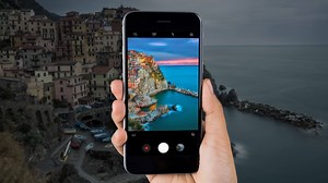 Have you bored with your camera? More amazing filters and features are on the way! Upgrade your camera to Ace Camera. FREE! | APUS Camera Club