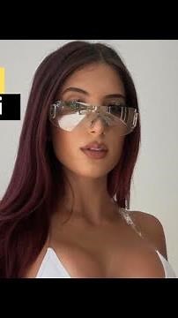 Isabella Buscemi - Amazing Bikini Model & Fashion Influencer | Biography