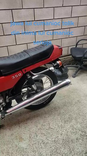 Explore the Classic JAWA Motorcycle Features