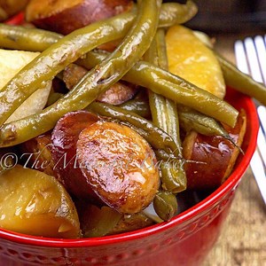 172K views · 73 reactions | ☆☆SLOW COOKER KIELBASA, BEAN & POTATO CASSEROLE☆☆ Delicious dinner with so few ingredients! PIN IT: https://www.pinterest.com/pin/95349717089664135/ RECIPE: https://bakeatmidnite.com/kielbasa-green-bean-potato-casserole/ | The Midnight Baker | Facebook