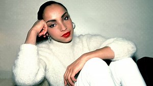 ¿Qué fue de Sade, la musa del soul de los 80? | Música | LOS40