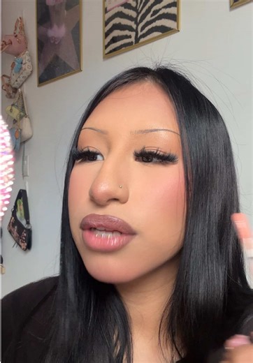 Smooth Bass Makeup Routine for Stunning Looks