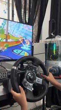 Jogando com volante Mario Kart 8 com Logitech G920 PC