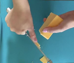 Watch How to use the wire cheese slicer on Amazon Live