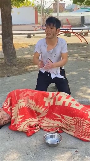 133K views · 2.1K reactions | Give me a money | Revee | Facebook