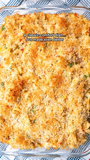 now this is classic comfort food done right. 🥰 recipe: https://12tomatoes.com/dots-chicken-noodle-casserole/ #comfortfood #cozyrecipes #easyrecipes #casseroles #dinnerideas | 12 Tomatoes