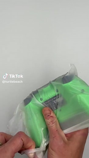 Unboxing a Rematch core gaming controller for Xbox #controller #xboxcontroller #xbox #unboxing #asmr #turtlebeach @Turtle Beach PC @TurtleBeachGames