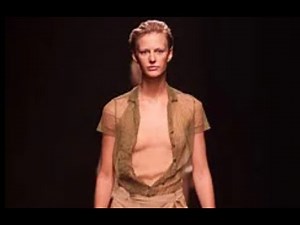 MOSCHINO Spring 2002 Milan - Fashion Channel