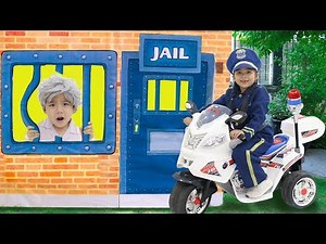 Suri Pretend Play Police Kids Adventure
