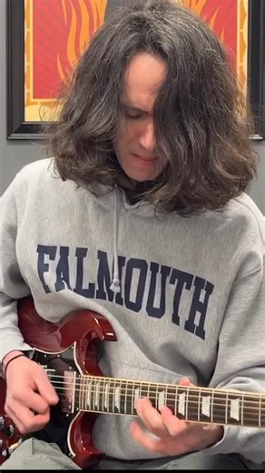 rare sighting of mike doyle playing an SG - thanks Tim Bourque for letting me take the ol’ gal for a spin 👽 👽 @dvntownsend #deadhead #music #guitar #guitarist #guitarsolo | Michael Thomas Doyle