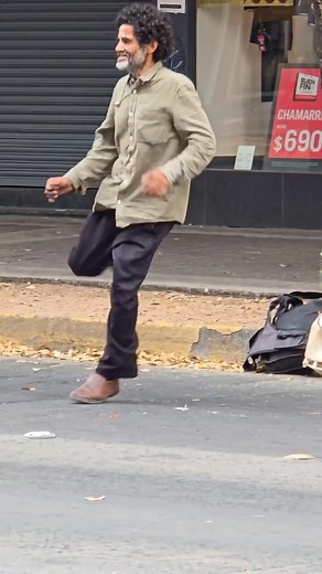 Salsa: Donde la Calle Tiene Ritmo y Vida