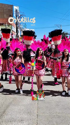 Tobas Calero, en la entrada de Ch'utillos 2025. 🇧🇴 Fiesta de Ch'utillos, se celebra anualmente en la ciudad de Potosí Bolivia, en honor a San Bartolomé y San Ignacio de Loyola, reconocido como Patrimonio Cultural Inmaterial de la Humanidad el año 2023 por UNESCO. 🇧🇴 #chutillospotosí🇧🇴 #chutillos #tobas #tobascalero💙🤍 #chutillos2025 | BolFolk