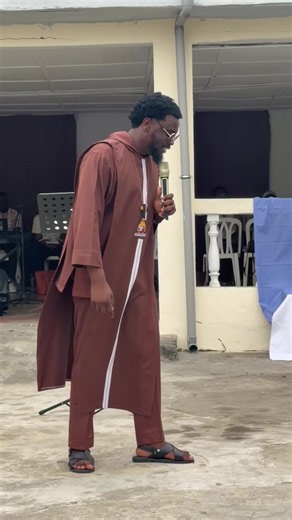 Jean 6:56 — « Celui qui mange ma chair » (Eucharistie)