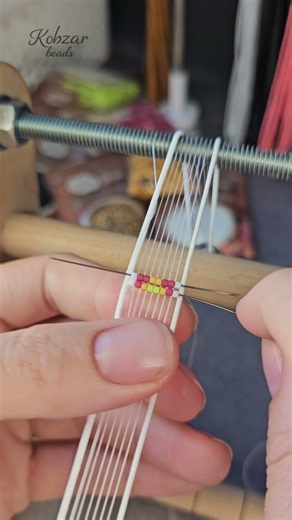 Beadwork for Beginners: One Loom Row That Looks Absolutely Perfect