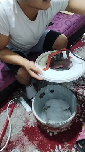 DIY Mechanical Fan Project from Household Items