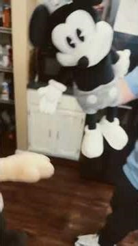 Peppino attempts to make a pizza (PART 1)