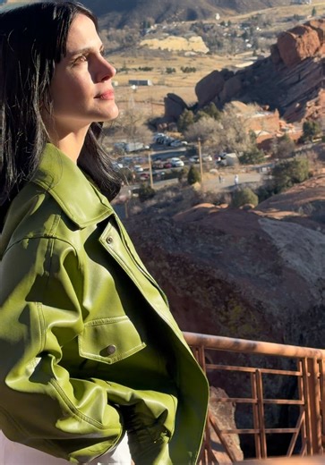 evaaleda (@evaaleda)’s videos with orijinal ses - Murat Alçı