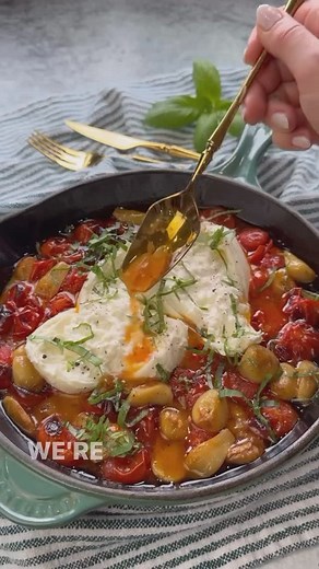 BlueZone | Mediterranean Recipes on Instagram: "Roasted Tomatoes, Garlic Confit and Burrata Appetizer 🫕 🧄 🍅 (via: @vessys_gourmet_kitchen ❤️❤️) Ingredients: 12 oz grape/cheery tomatoes 8 oz Burrata (2 x 4 oz balls) 1/2 tsp salt Black pepper, to states Basil Chiffonade Garlic rubbed crostini, to serve Garlic confit: 2 garlic bulbs 1/2 cup olive oil 1/2 tsp salt Black pepper 3 thyme sprigs 1 rosemary sprig Method: 1. Preheat oven at 350 F; 2. Peel garlic and add to a small butter pot or remekin