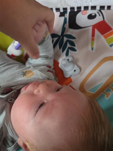 Pretty Window AaronChelsy Strickland on Reels