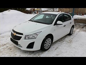 2013 Chevrolet Cruze Hatchback. Start Up, Engine, and In Depth Tour.