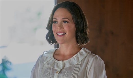 Erin Krakow’s When Calls the Heart Future Revealed After Elizabeth Seemingly Leaves Hope Valley For Good