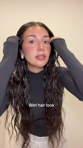 Achieving the Perfect Wet Wavy Hair Look: A Step-by-Step Guide