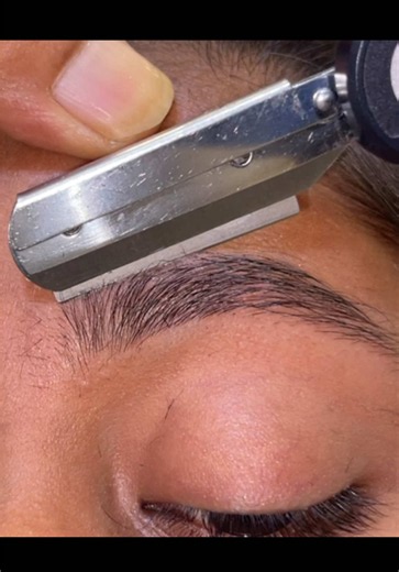 Eyebrow Trimming ASMR — Relaxing No Talking Eyebrow Shaping