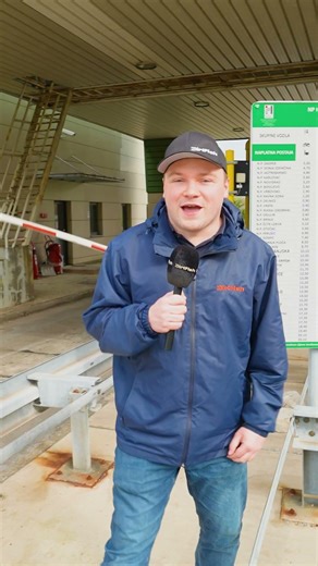 You shall not pass if you forget your wallet 💳✋