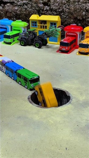 Truck Pushing Bus Cars Into Pit Part 256