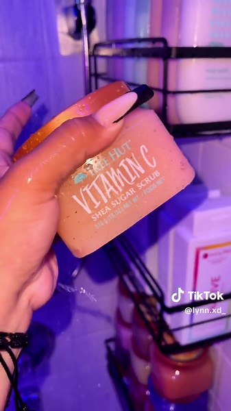 DATE NIGHT SHOWER ROUTINE. #datenight #nightout #hygieneproducts #hygienetok #hygiene #showerroutine #showertok #selfcare #selfcareroutine #thatgirl #fyp #viral