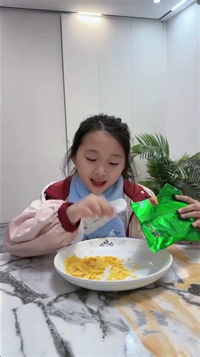 Wu Zhen and Tang San stop sixth person from getting potato chips! #Douluo Continent #Tang San