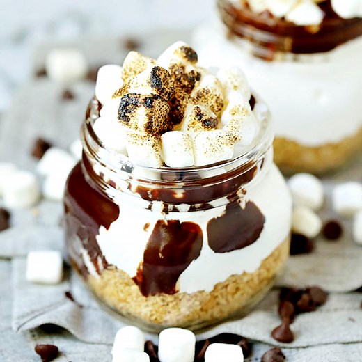No-Bake S'mores in a Jar Recipe - Home Cooking Memories