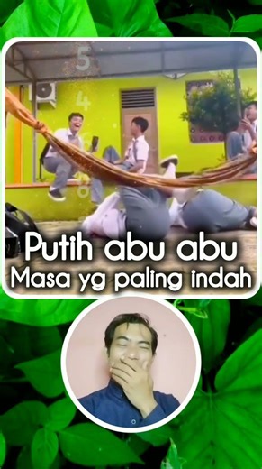 PASTI SAAT PUTIH ABU2 ADA YG PERNAH NGALAMIN KAYA GINI..PUTIH ABU ABU MMG MASA PALING INDAH 😂😂😂