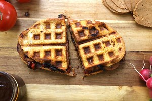 37K views · 748 reactions | Ce Sandwich Vegan BBQ plaira à coup sûr, même aux plus carnivores. Recette ici:https://www.lacuisinedejeanphilippe.com/recipe/lultime-sandwich-vegan/ | La cuisine de Jean-Philippe | Facebook