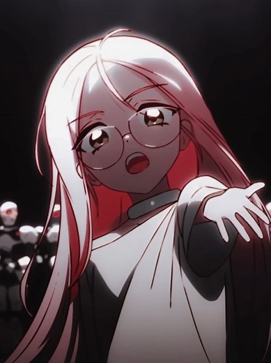 Separuh Aku: Ivantill and the Alien Stage Experience