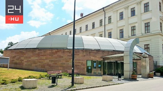 Egy ideig még biztosan nem költözik Debrecenbe a Természettudományi Múzeum | 24.hu